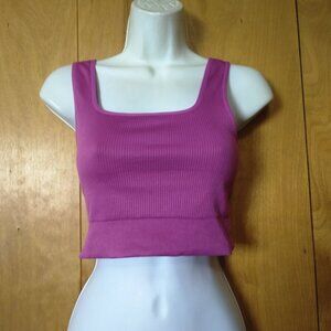 SO Seamless Women's Medium Pink Sports bra Ribbed Cross Back Activewear Athletic